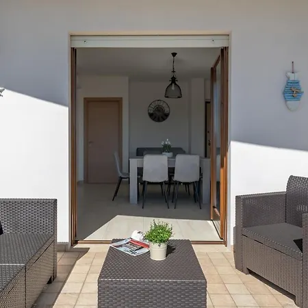 Dimora Lella - Yourplace Abruzzo オルトーナ